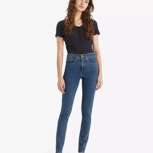 Levi's Women's Classic Shaping Skinny Jeans